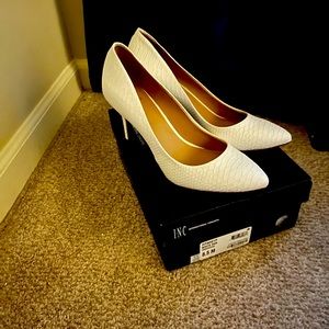Inc. - White Snake Skin Pumps - Like New - Size 8.5